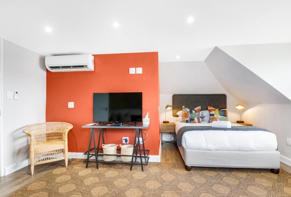 30 On Whites Guesthouse Bloemfontein Extérieur photo